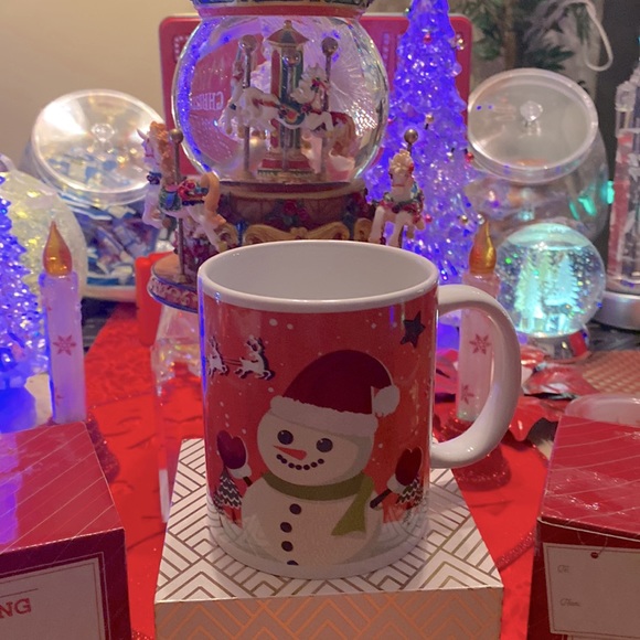 Christmas Winter Color Changing Mug - Picture 2 of 7